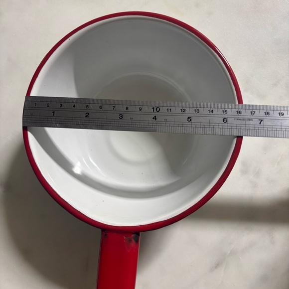 Vintage red and white enamelware pot, excellent condition - Picture 7 of 8